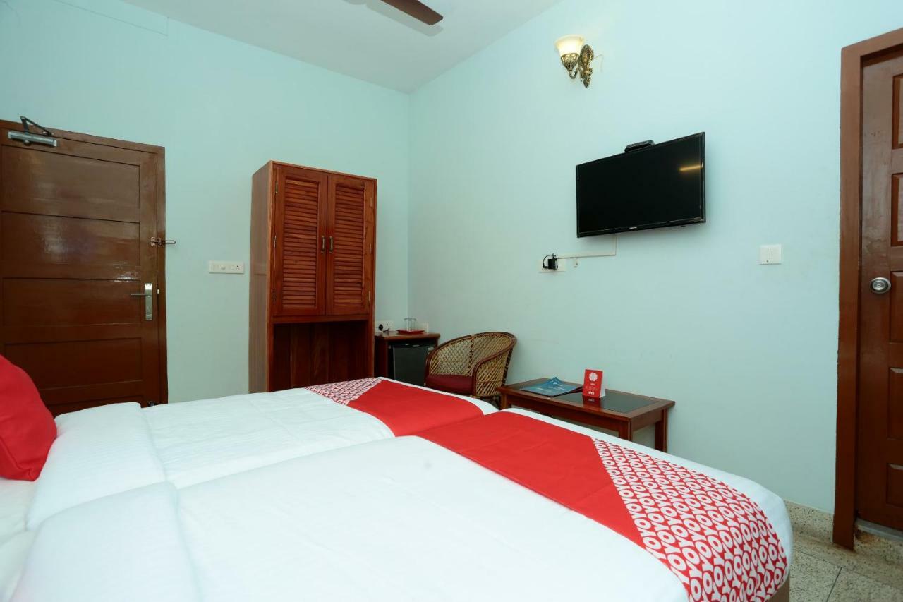 Oyo 6216 Royz Destinations Hotel Thiruvananthapuram Eksteriør billede